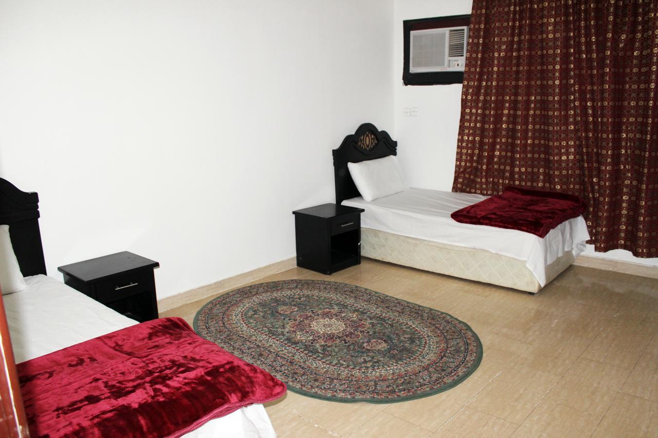 Al Eairy Apartment-Alqaseem 1 Burajda Kültér fotó